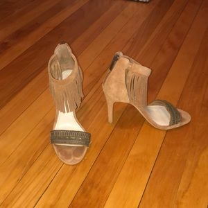 Vince Camuto Trumen Fringe Dress Sandal - size 6
